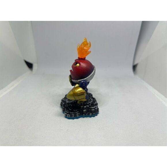 Countdown Lightcore Skylanders Swap Force Figure - Picture 2 of 4